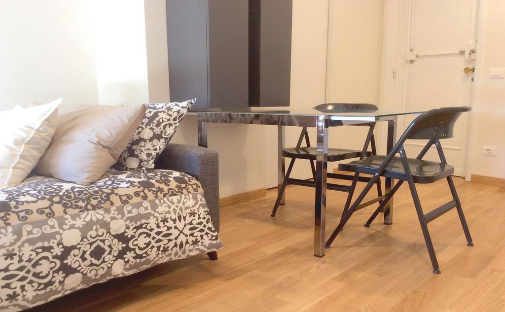 Lilly Rose Apartment Alba  Buitenkant foto