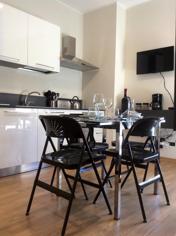 Lilly Rose Apartment Alba  Buitenkant foto